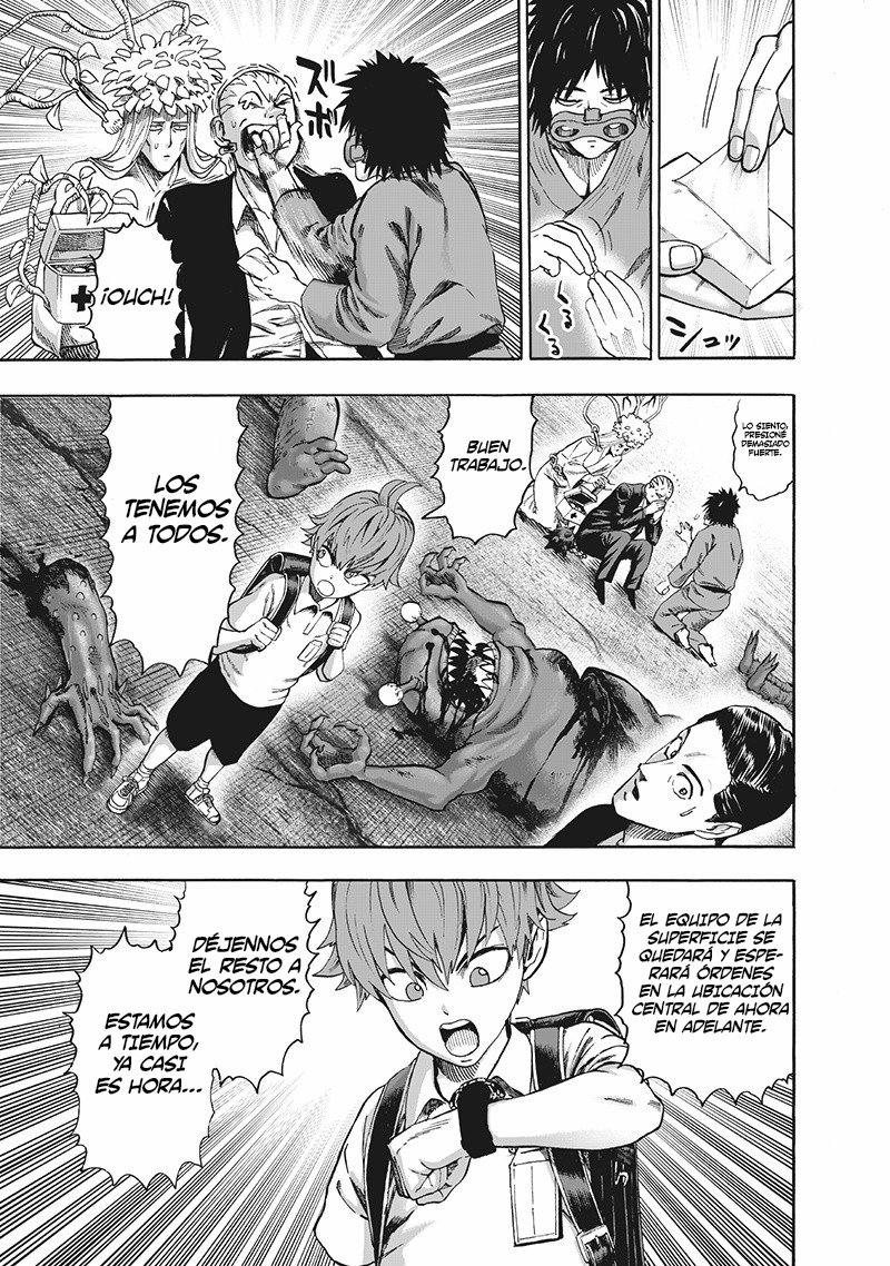 Read One Punch Man ES Manga Online