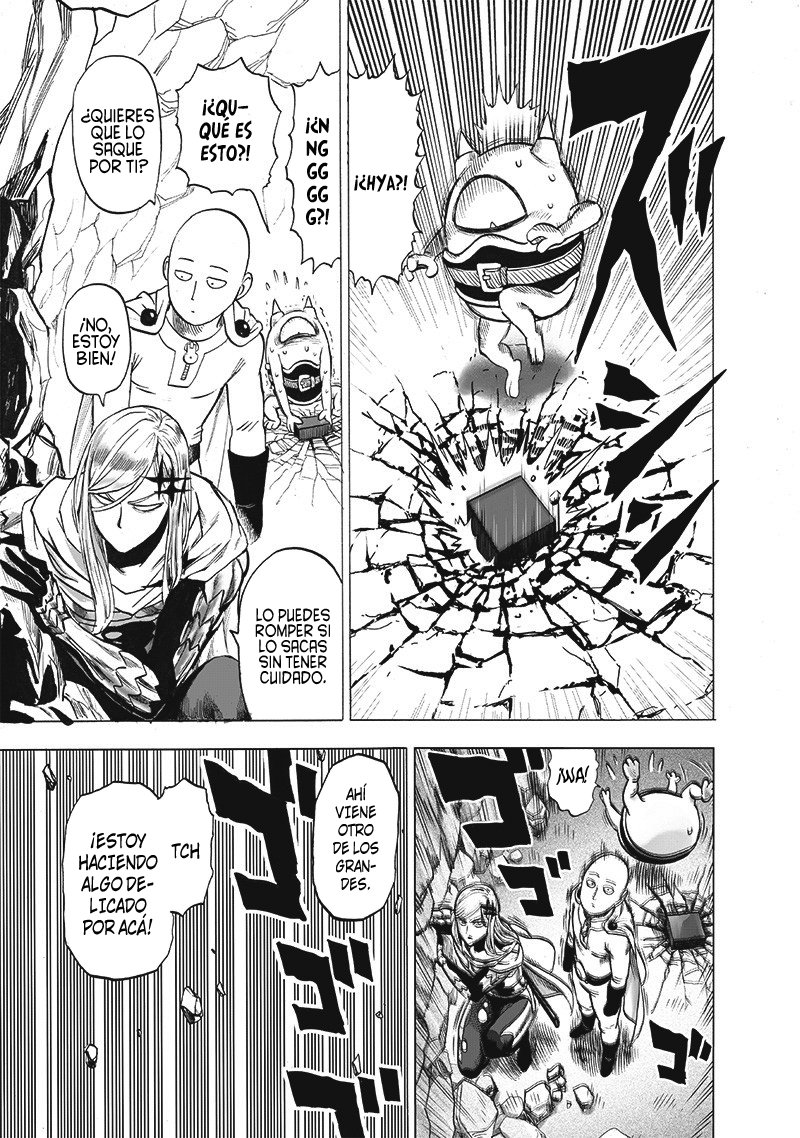 Read One Punch Man ES Manga Online
